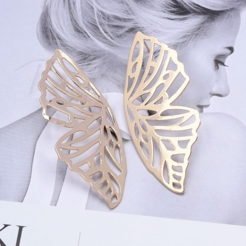 5 for $25 Metal Butterfly Statement Earrings - Picture 3 of 6